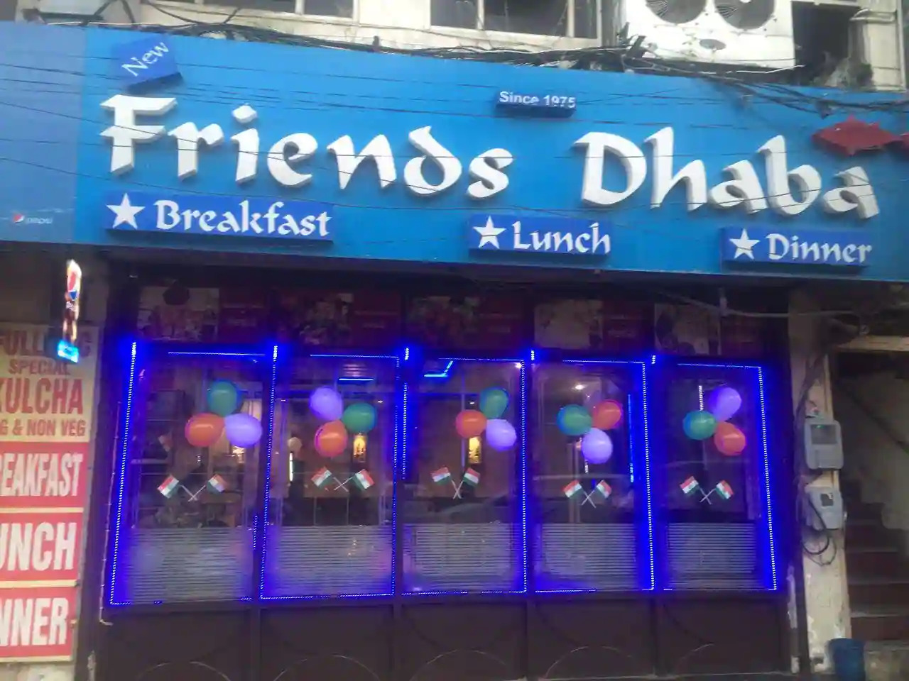 https://theamritsarguide.in/assets/vendors/original/128-new-friends-dhaba-amritsar-gpo-amritsar-restaurants-2zln6v9.jpg
