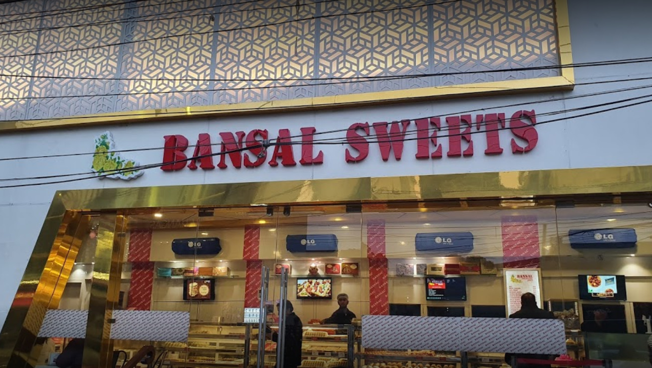 https://theamritsarguide.in/assets/vendors/original/227-bansal_sweets.jpeg